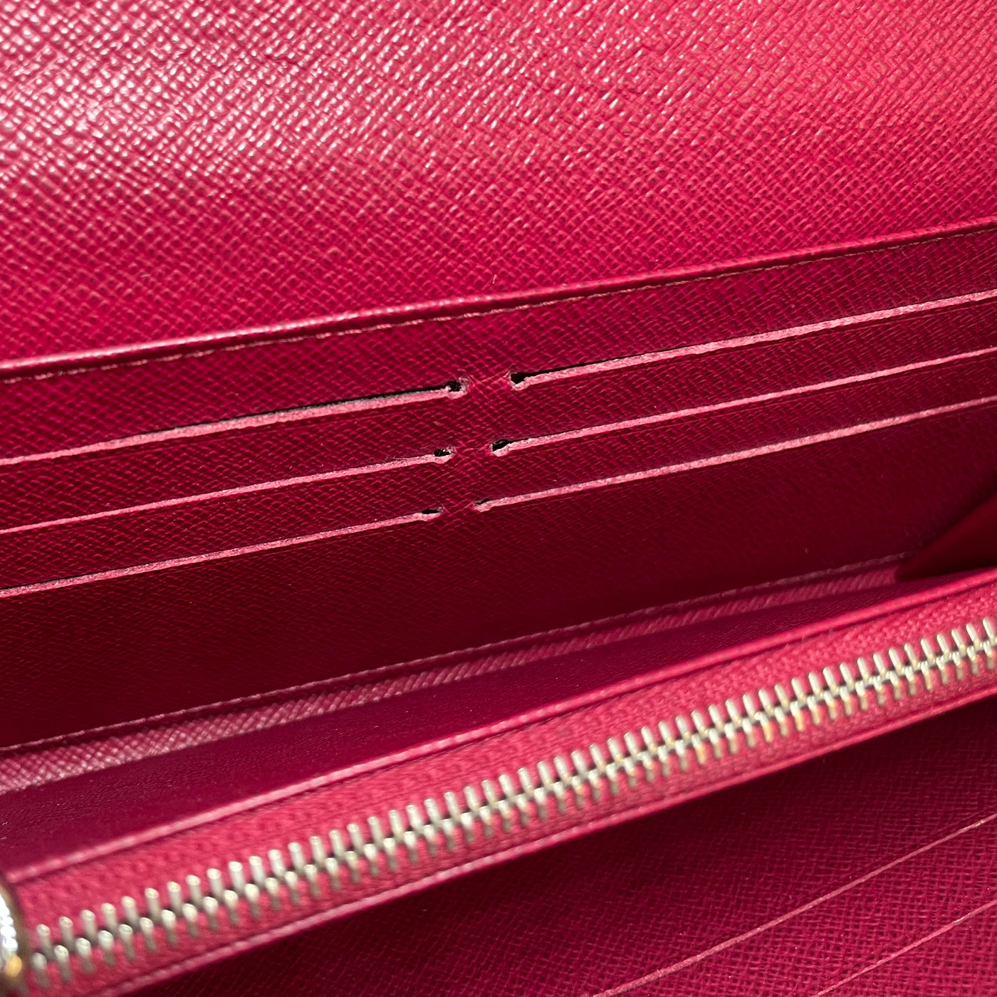 LOUIS VUITTON Epi Leather Sarah Wallet -Fuchsia Pink