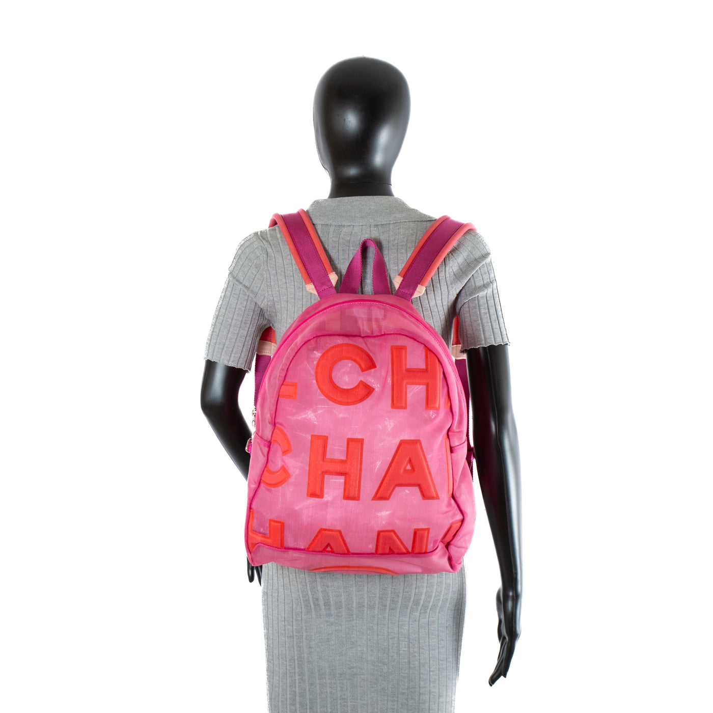 CHANEL Doudoune Mesh Backpack - Pink