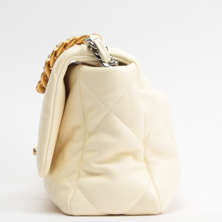 CHANEL Medium 19 Flap Bag-Cream