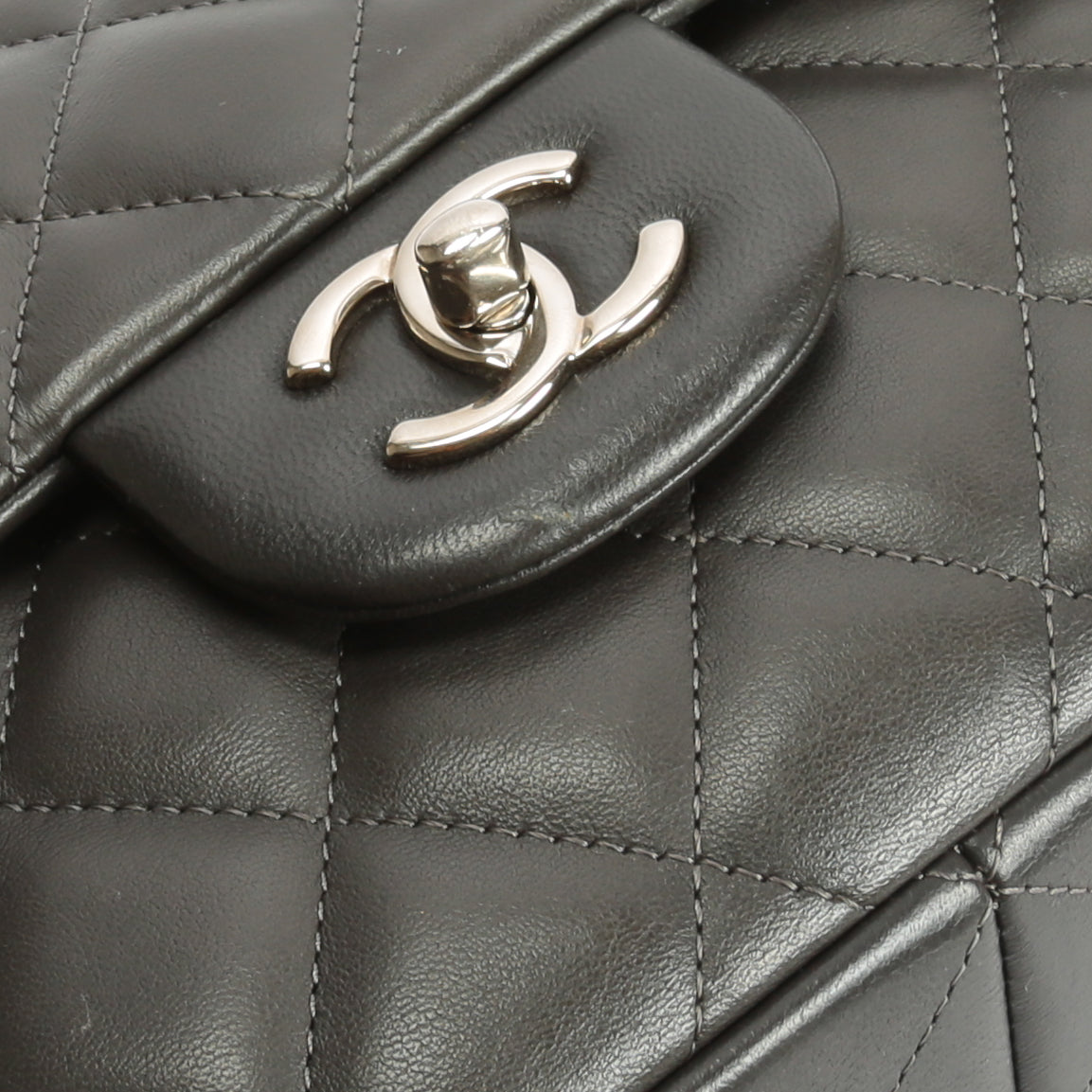 CHANEL, Bags, Brand New 223 Chanel Classic Jumbo Handbag