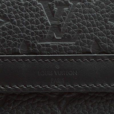 LOUIS VUITTON Taurillon Monogram Trunk Messenger Black