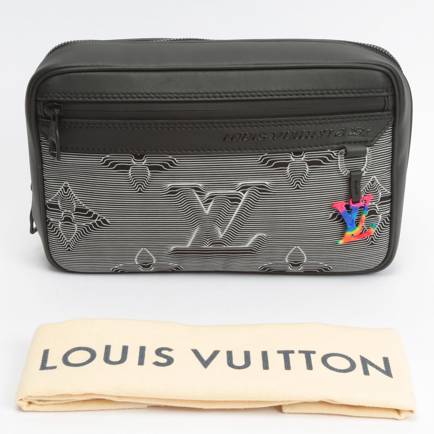 LOUIS VUITTON Limited Edition Expandable 2054 Messenger Bag