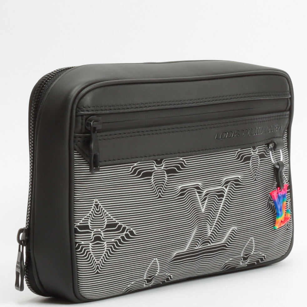 LOUIS VUITTON Limited Edition Expandable 2054 Messenger Bag – ALB