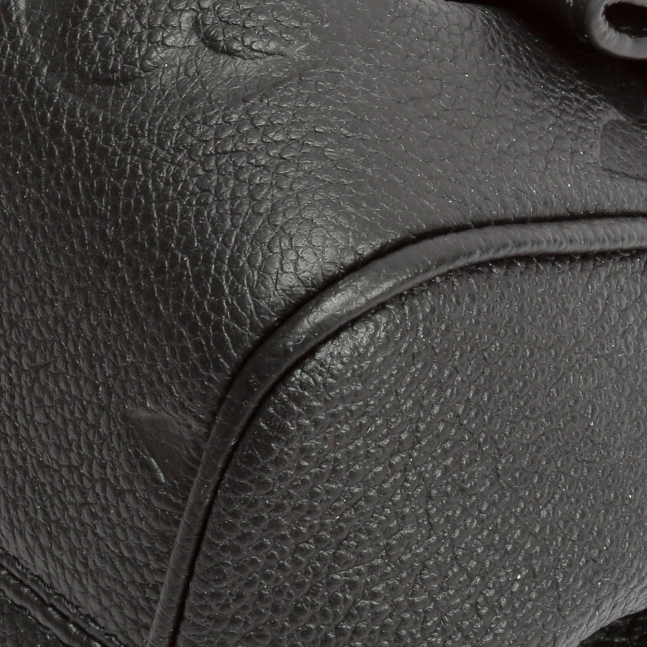 Louis Vuitton Black Monogram Giant Empreinte Leather Favorite MM Bag Louis  Vuitton