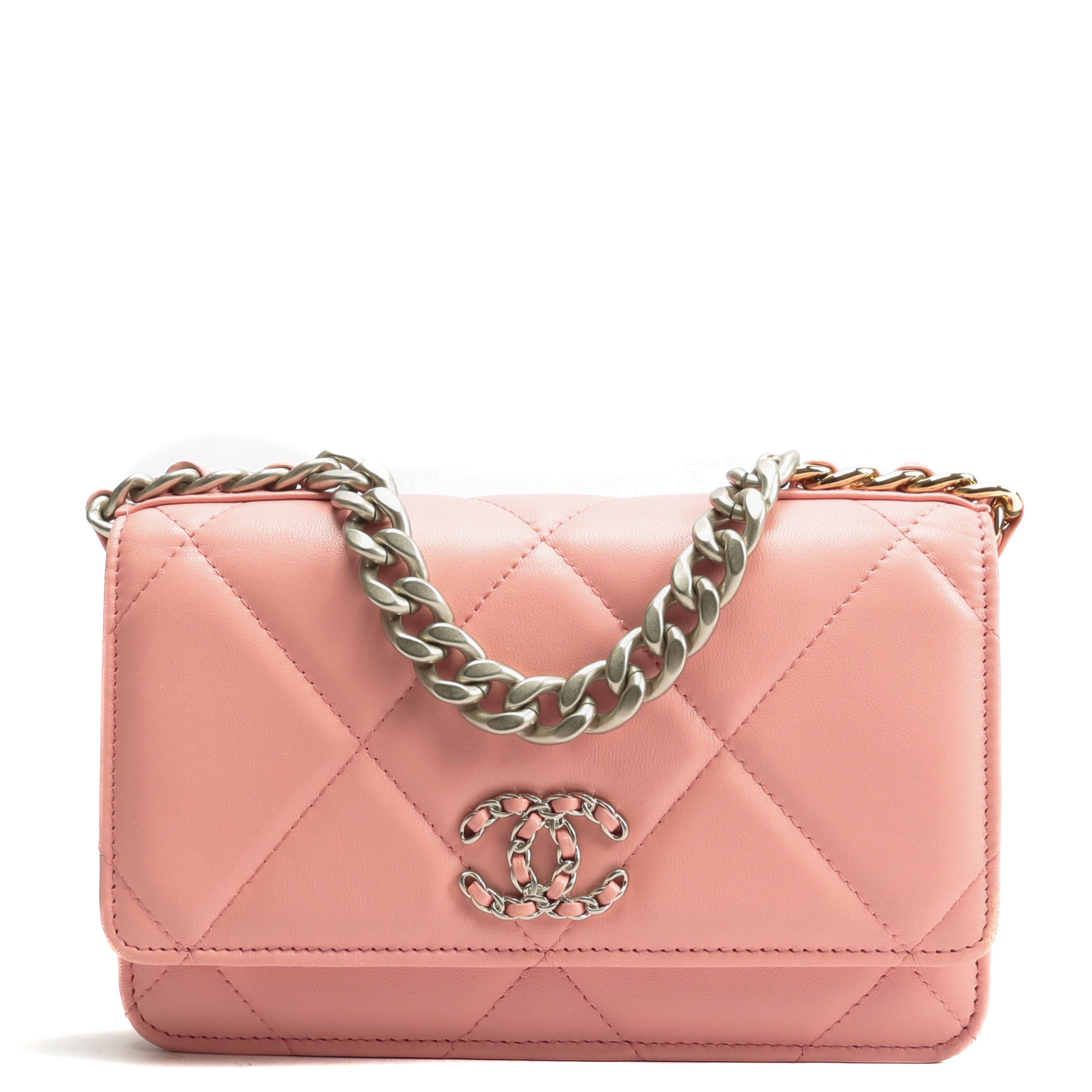 Chanel 19 Wallet on Chain - Pink