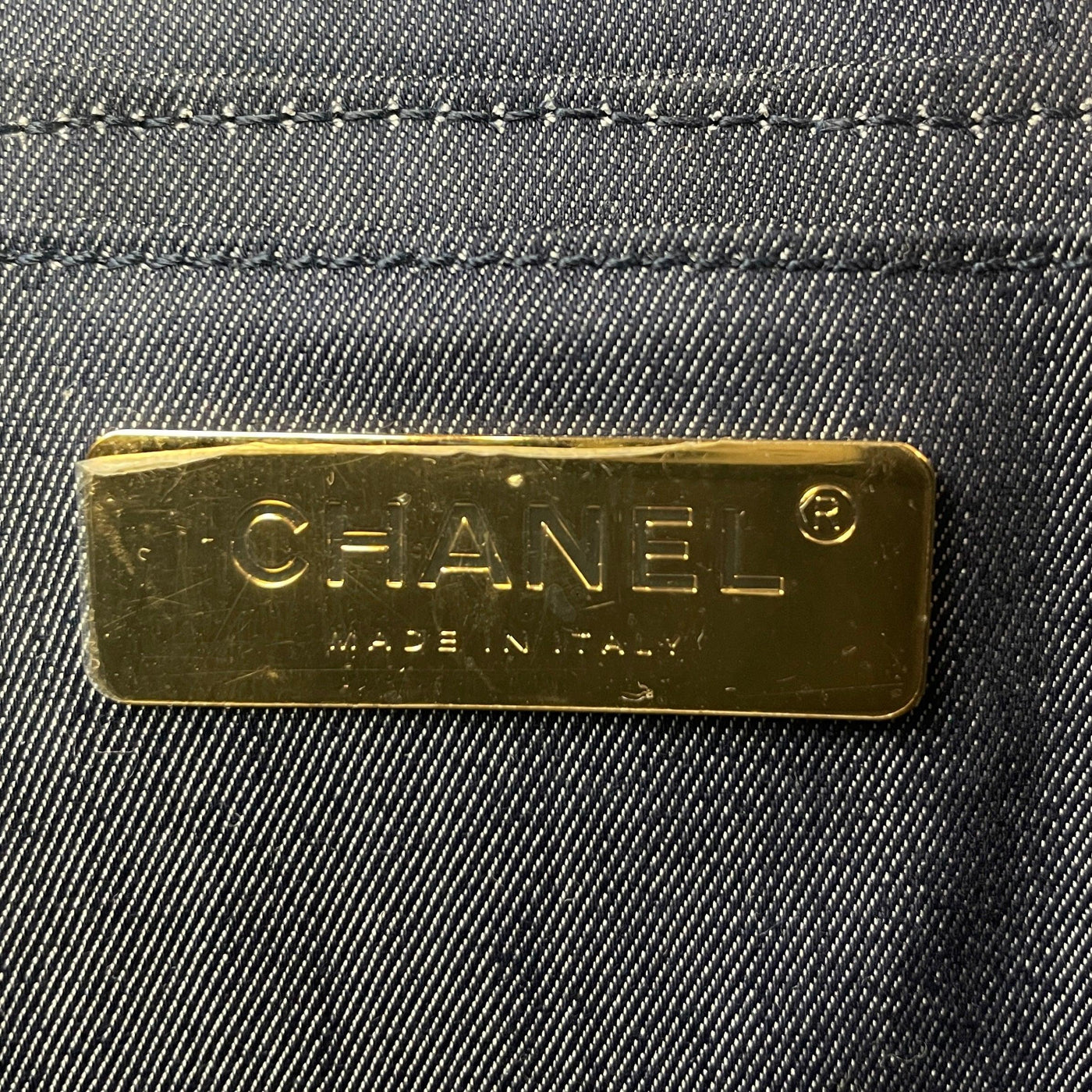 CHANEL Gold CC Mania Vanity Case -OUTLET ITEM FINAL SALE - ALB